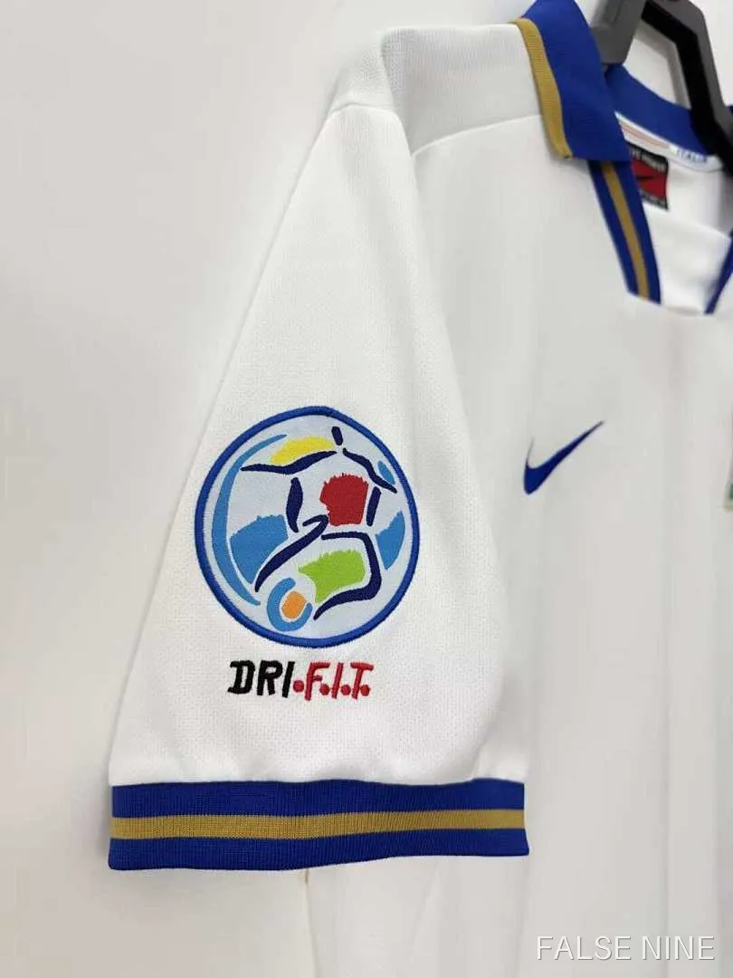 Italy 1996 Away Shirt (Retro Fan Version), photo 4