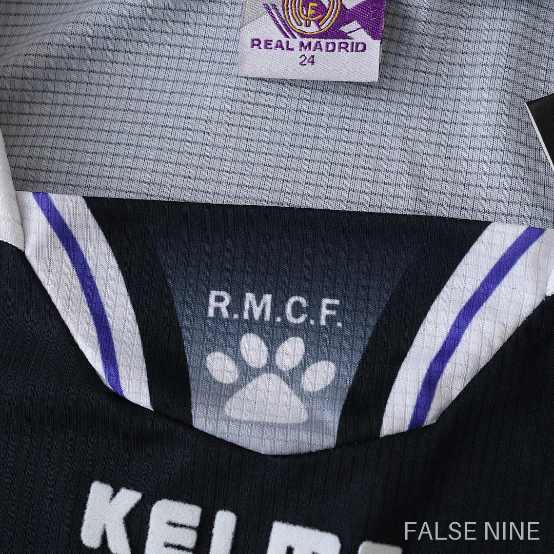 Real Madrid 1997/98 Third Kit (Kids Retro), photo 4
