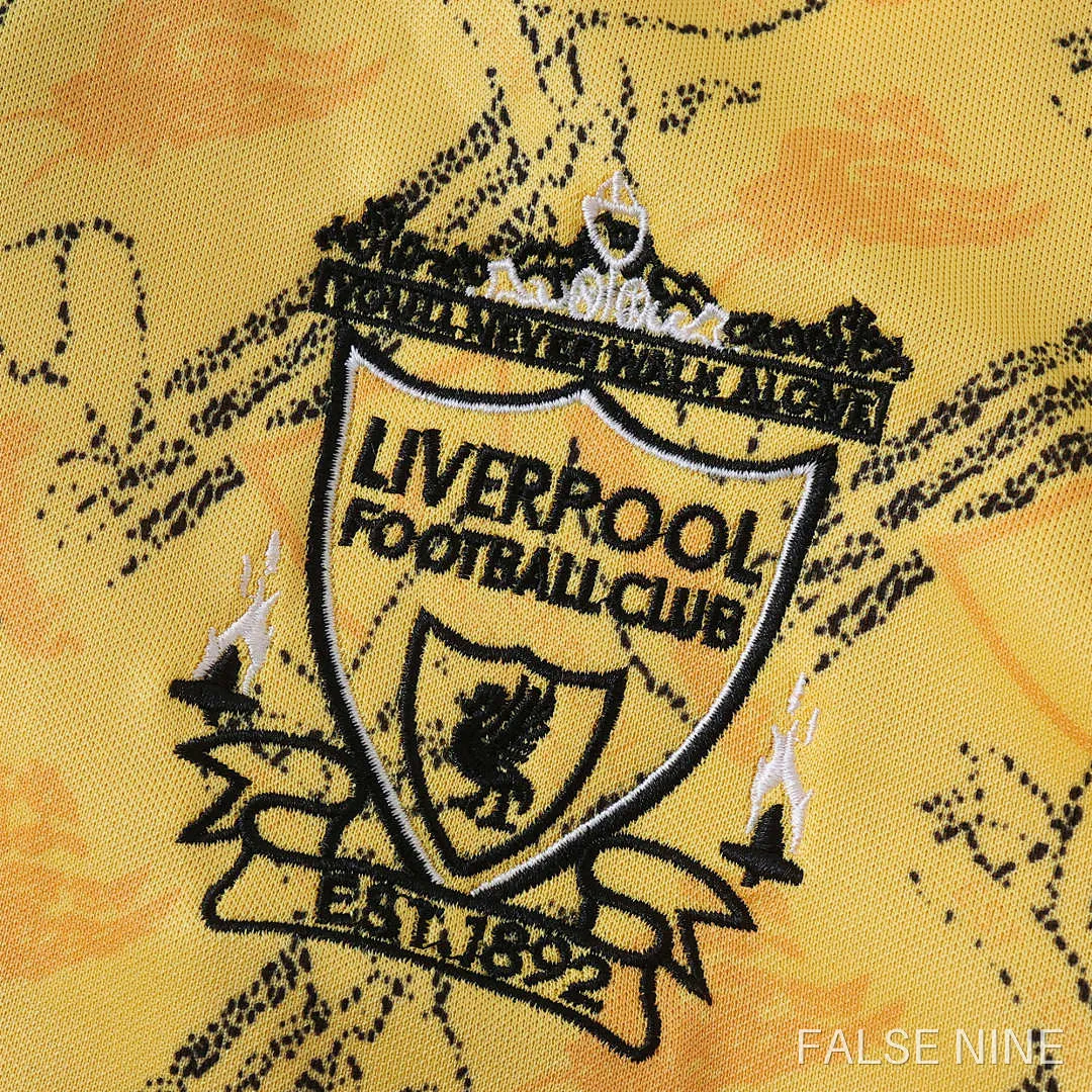 Liverpool 1994-96 Third Kids Kit, photo 6