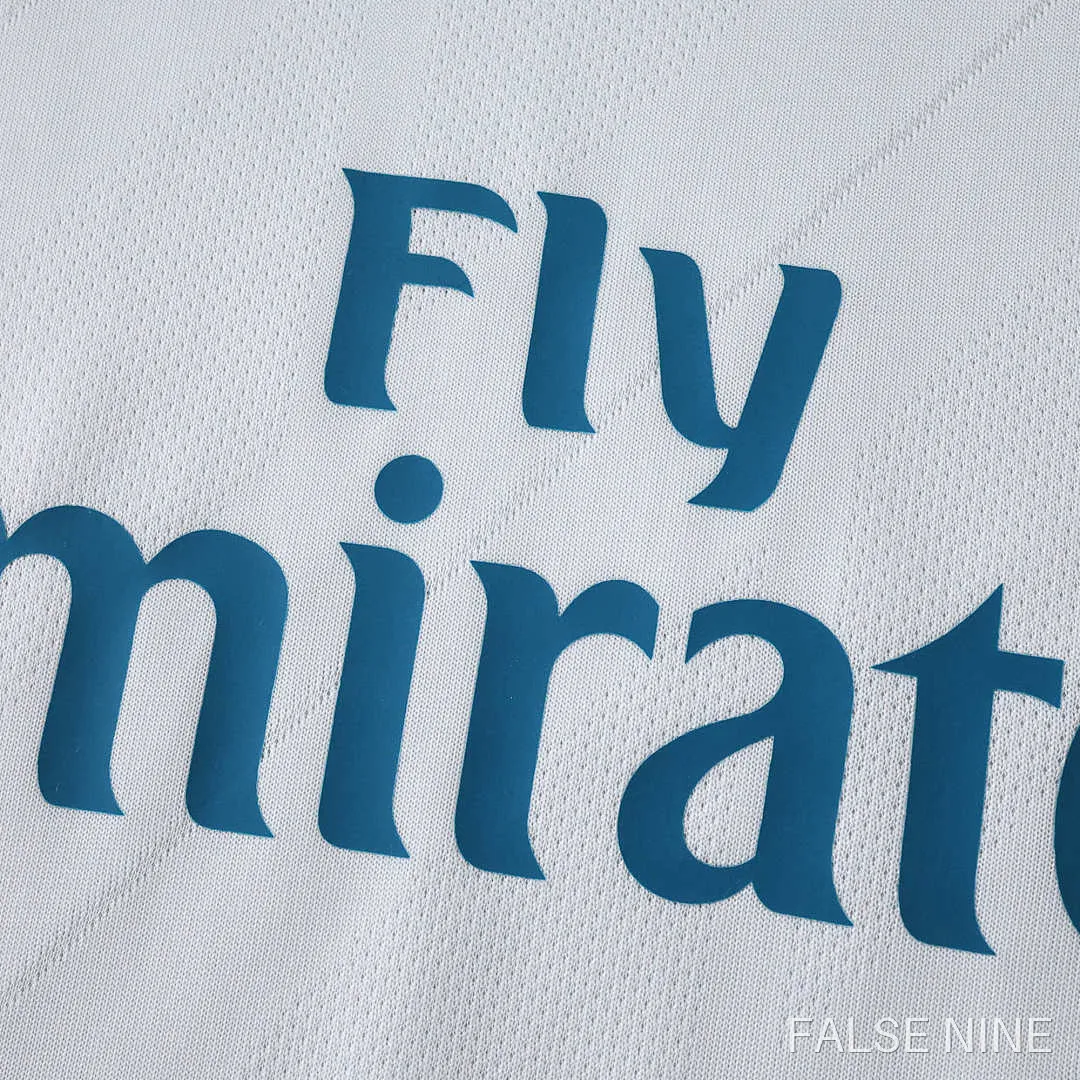 Real Madrid 17/18 Home Kids Kit (Retro), photo 7