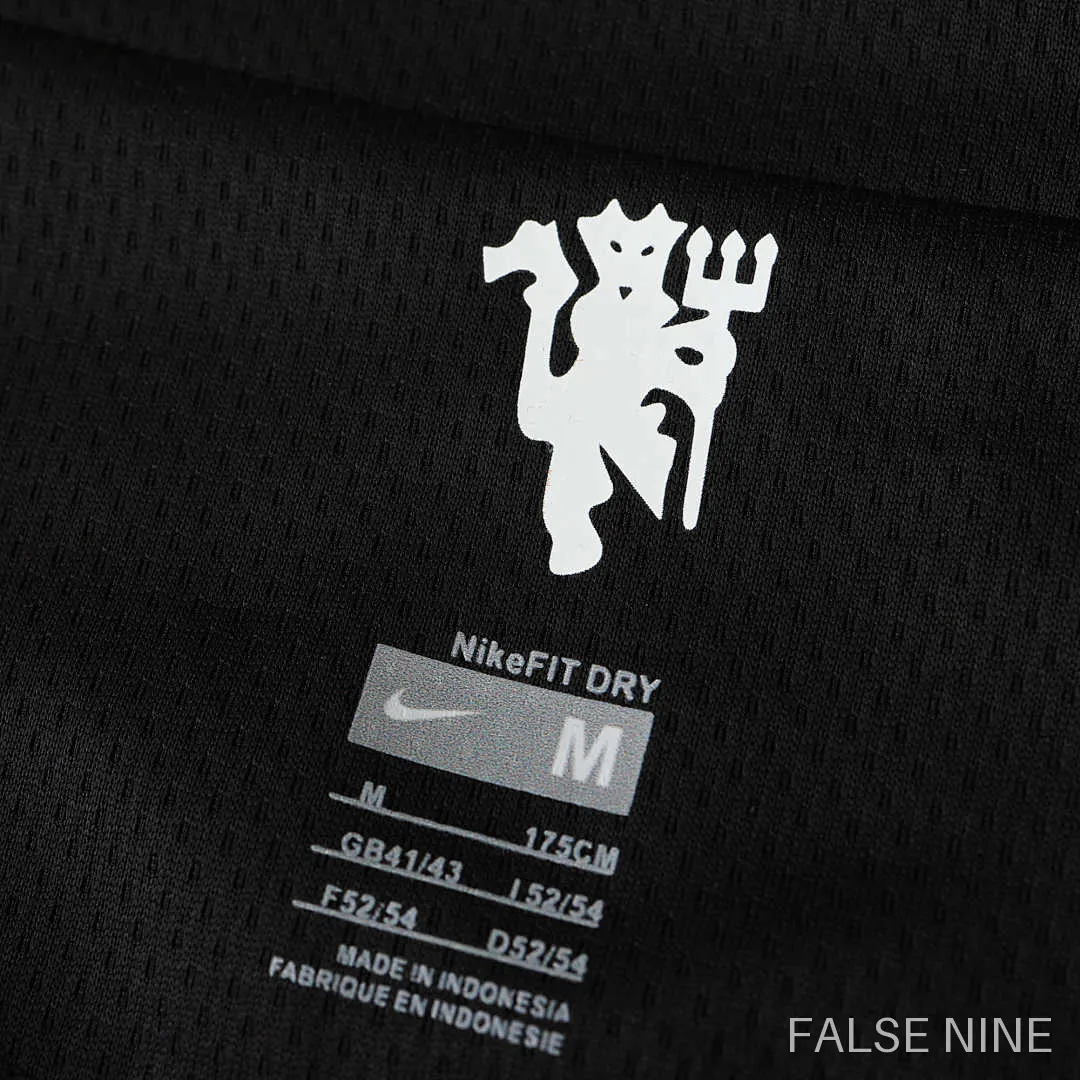 07/08 Manchester United F.C. away retro Fan version, photo 4