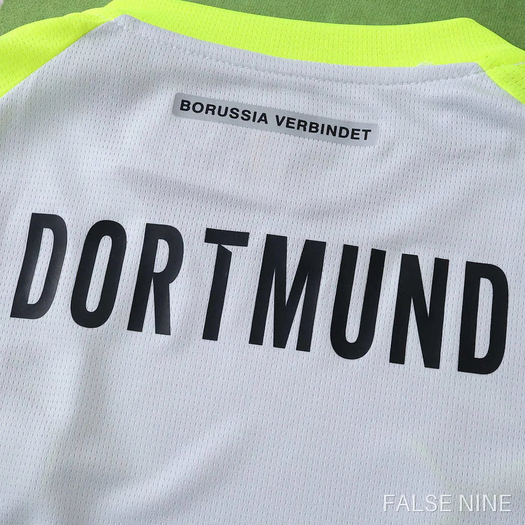 Borussia Dortmund 25/26 Away Kids Kit, photo 13