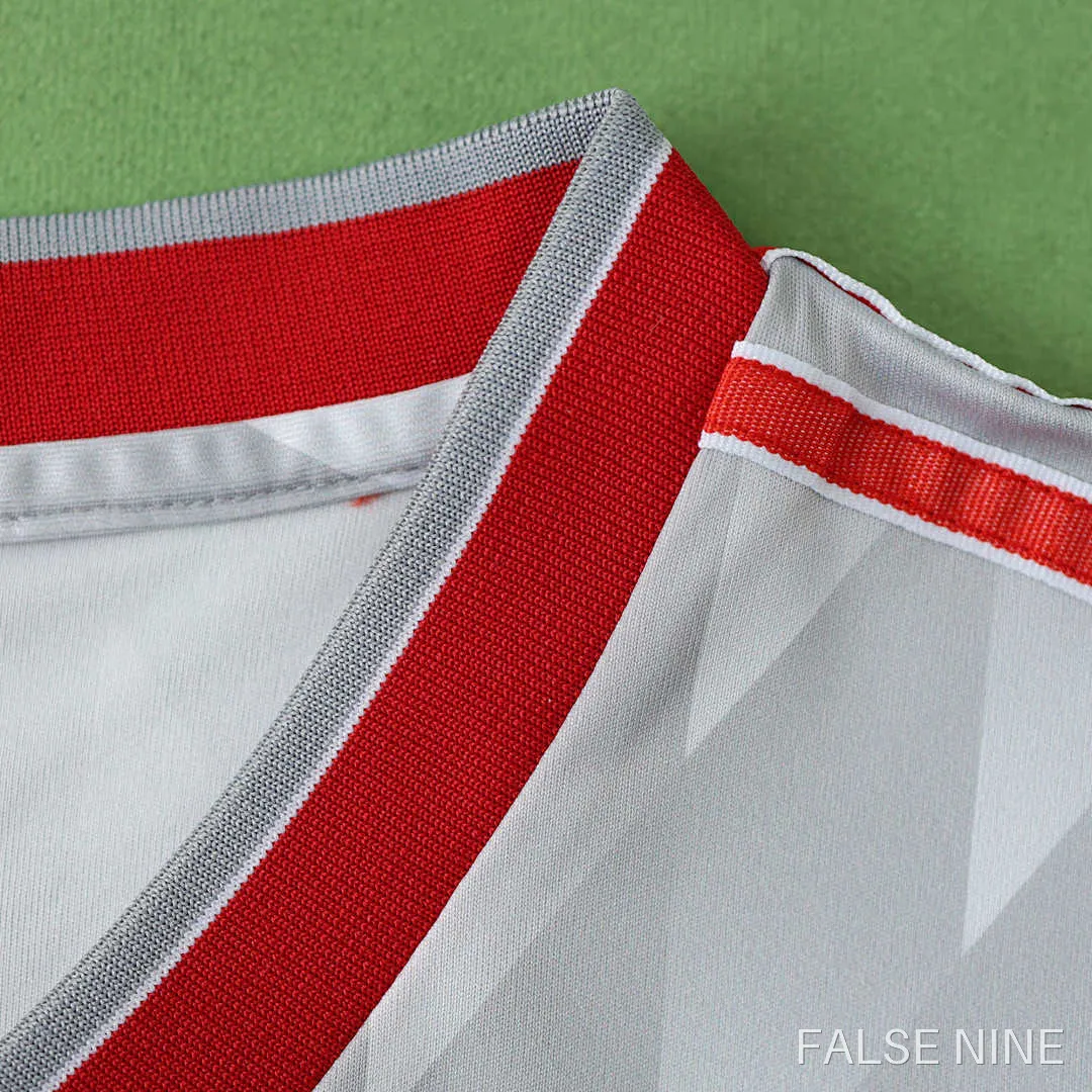 Liverpool 1989-91 Away Shirt (Fan Version), photo 4