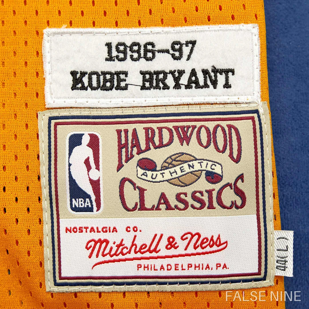 L.A. Lakers 2006-07 Home Jersey (Retro), photo 9