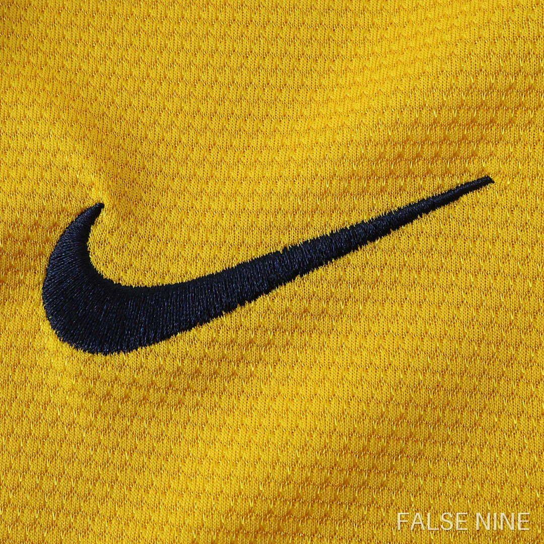 FC Barcelona 12/13 Away Kids Kit, photo 16
