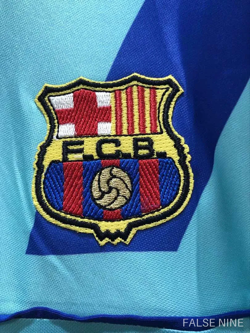FC Barcelona 1992-1995 Away Retro Jersey (Fan Version), photo 2