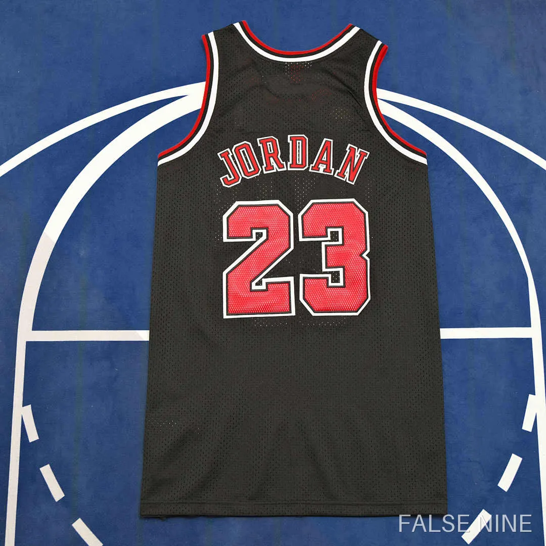 Chicago Bulls 1996-97 Away Jersey (Retro), photo 16