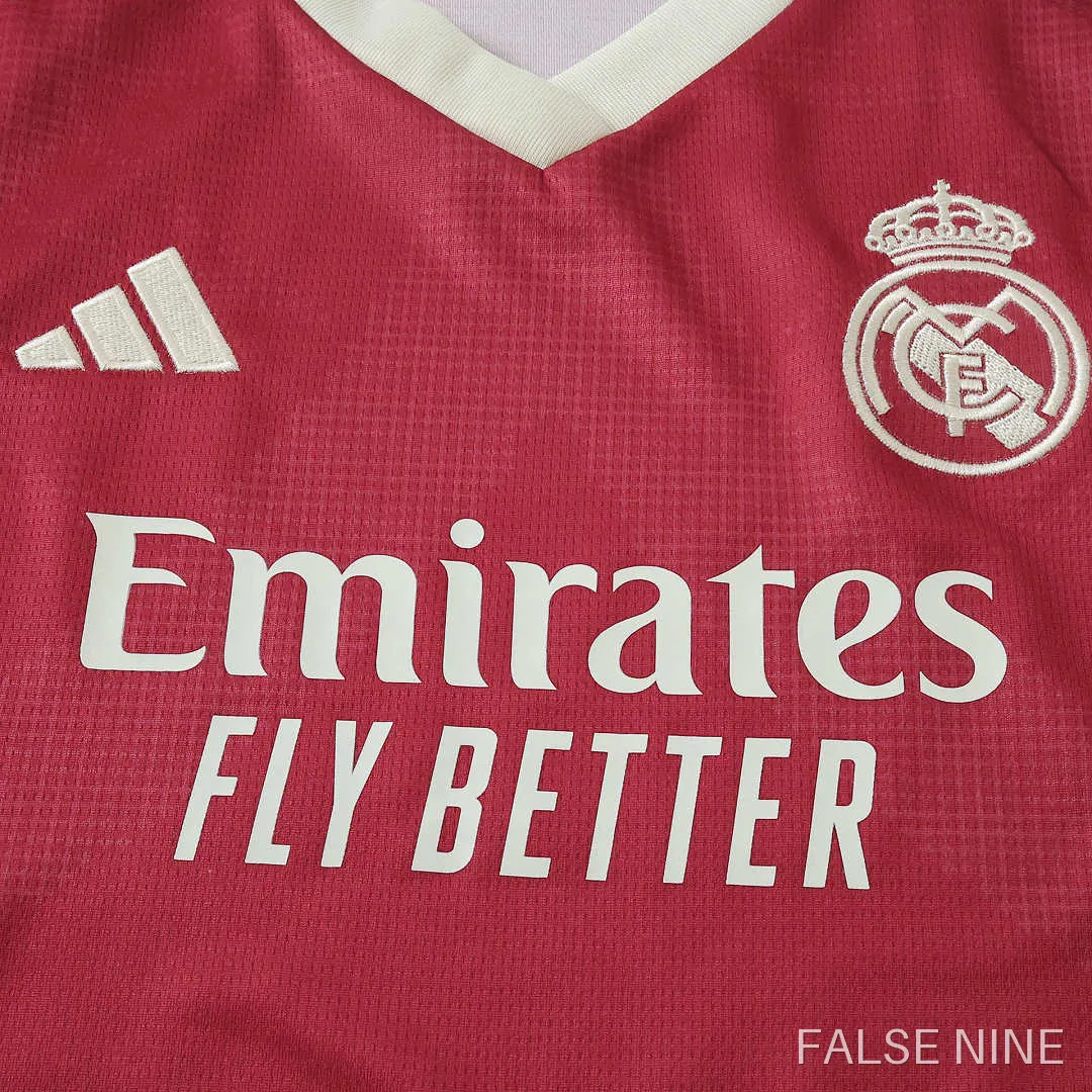 Real Madrid 26/27 Third Cropped Jersey, photo 6