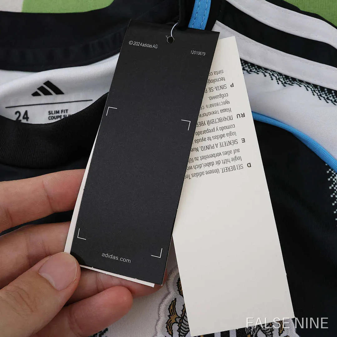Newcastle United 25/26 Home Kids Kit, photo 33