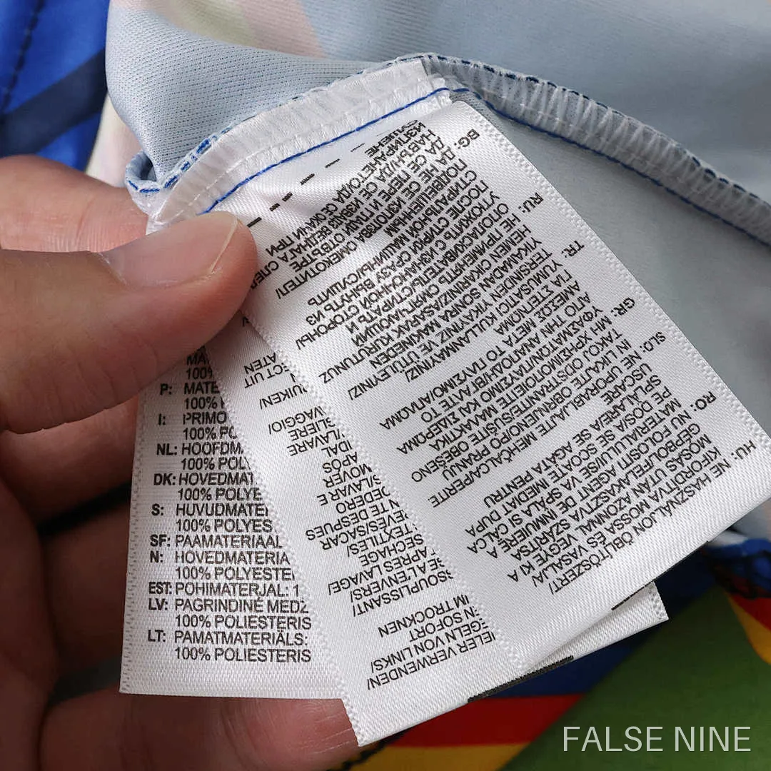 Spain 2026 Training Shirt (Fan Version), photo 9