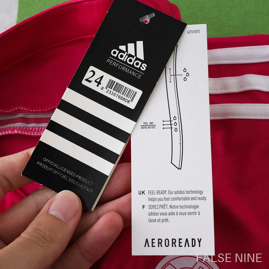 Real Madrid 14/15 Away Kids Kit (Retro), photo 33