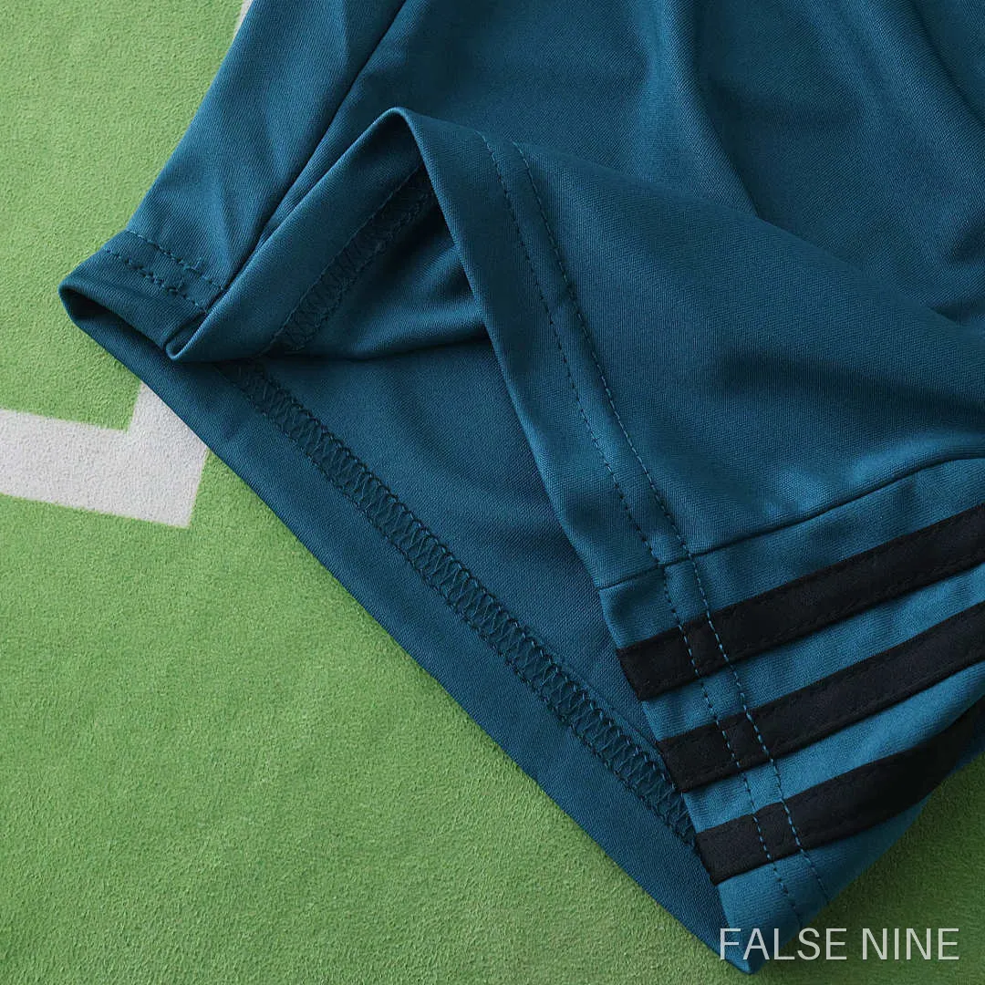 17/18 Real Madrid CF third retro Kids kit, photo 15