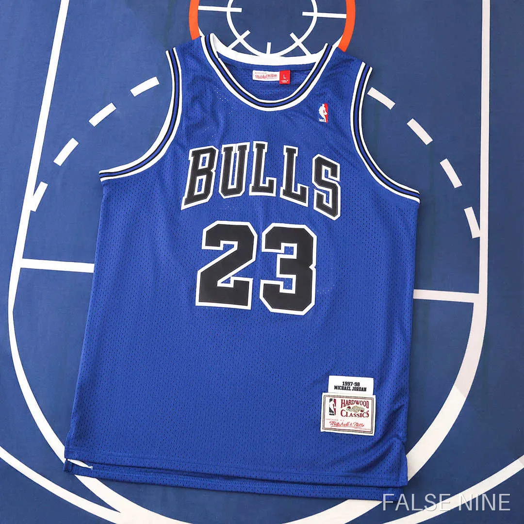 Chicago Bulls Retro Jersey 23 (Blue), photo 1