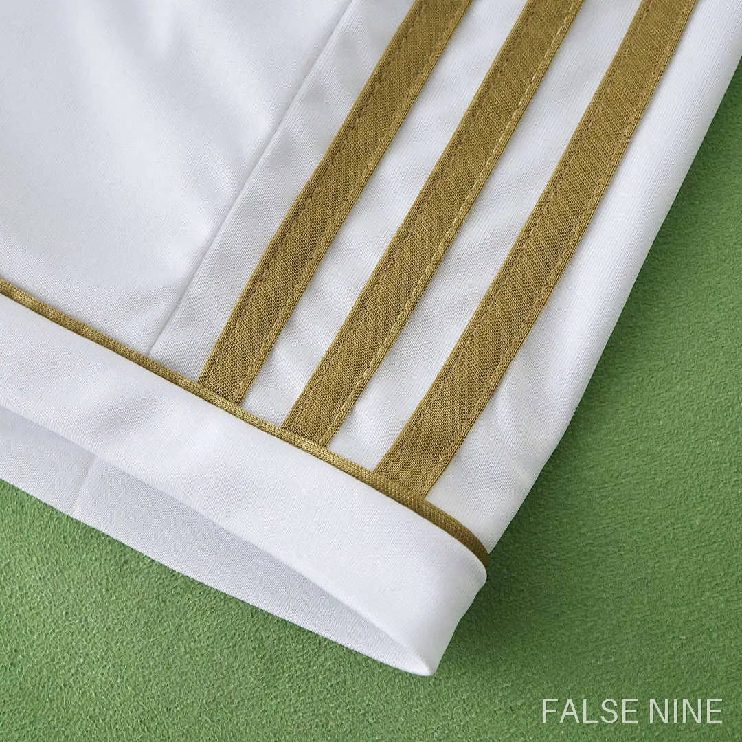 Real Madrid 2011/12 Home Kids Retro Kit, photo 14