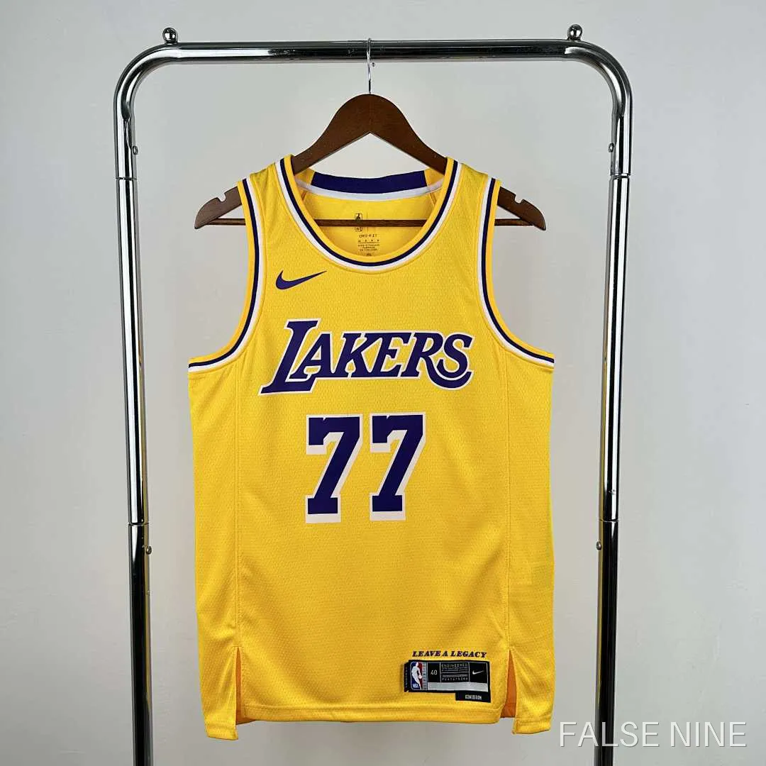 L.A. Lakers 77 Doncic Jersey, photo 1