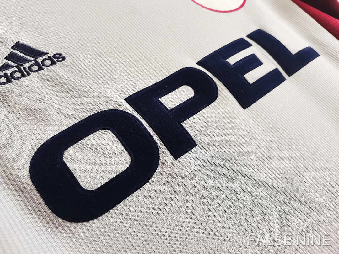 98/99 Bayern Munich away retro Fan version, photo 2