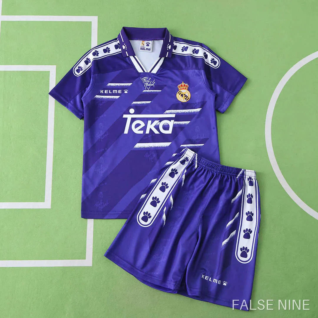 Real Madrid 94/96 Away Kids Kit, photo 11