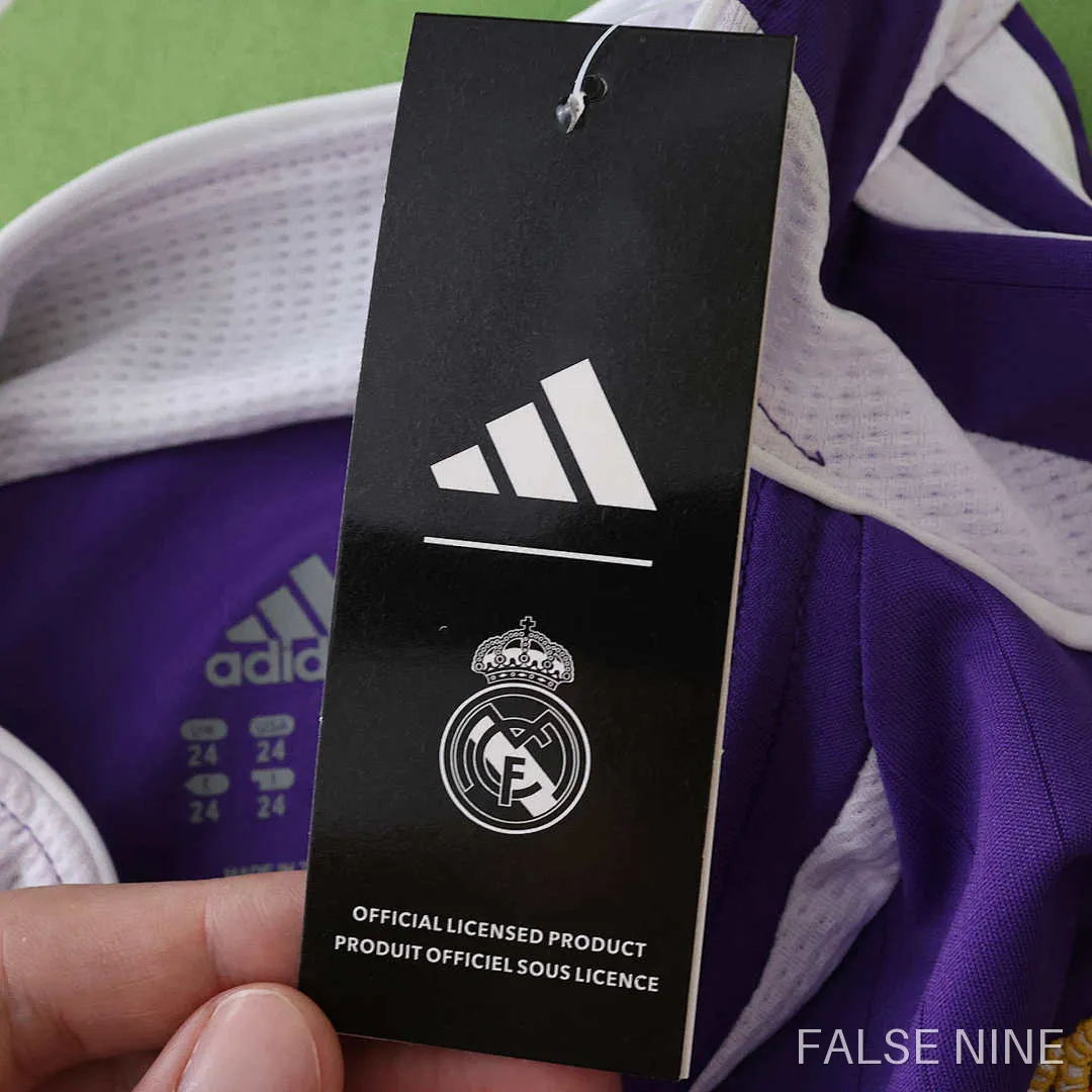 Real Madrid 2006 Third Shirt (Kids Retro), photo 29