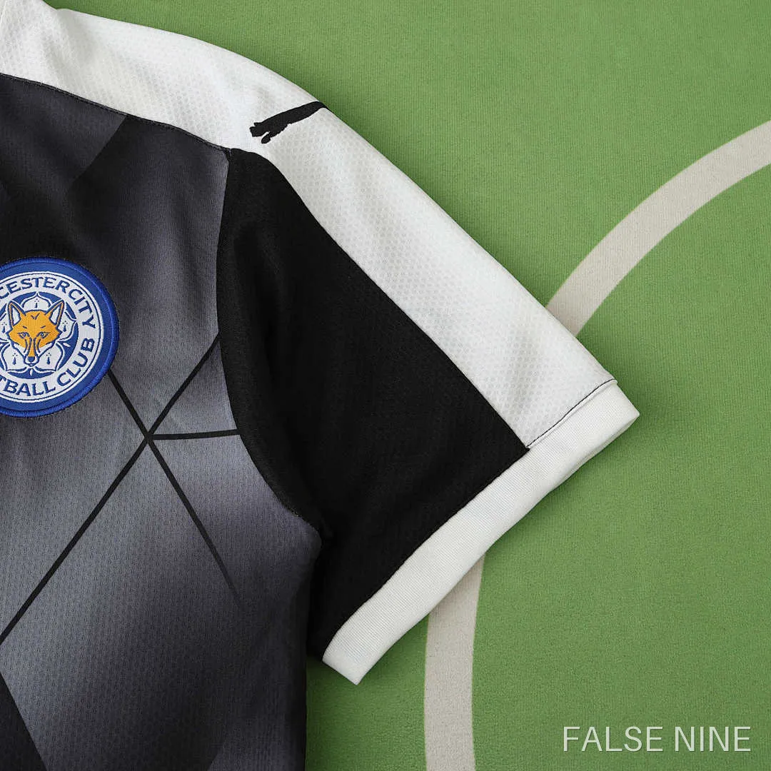 15/16 Leicester City F.C. away retro Fan version, photo 9