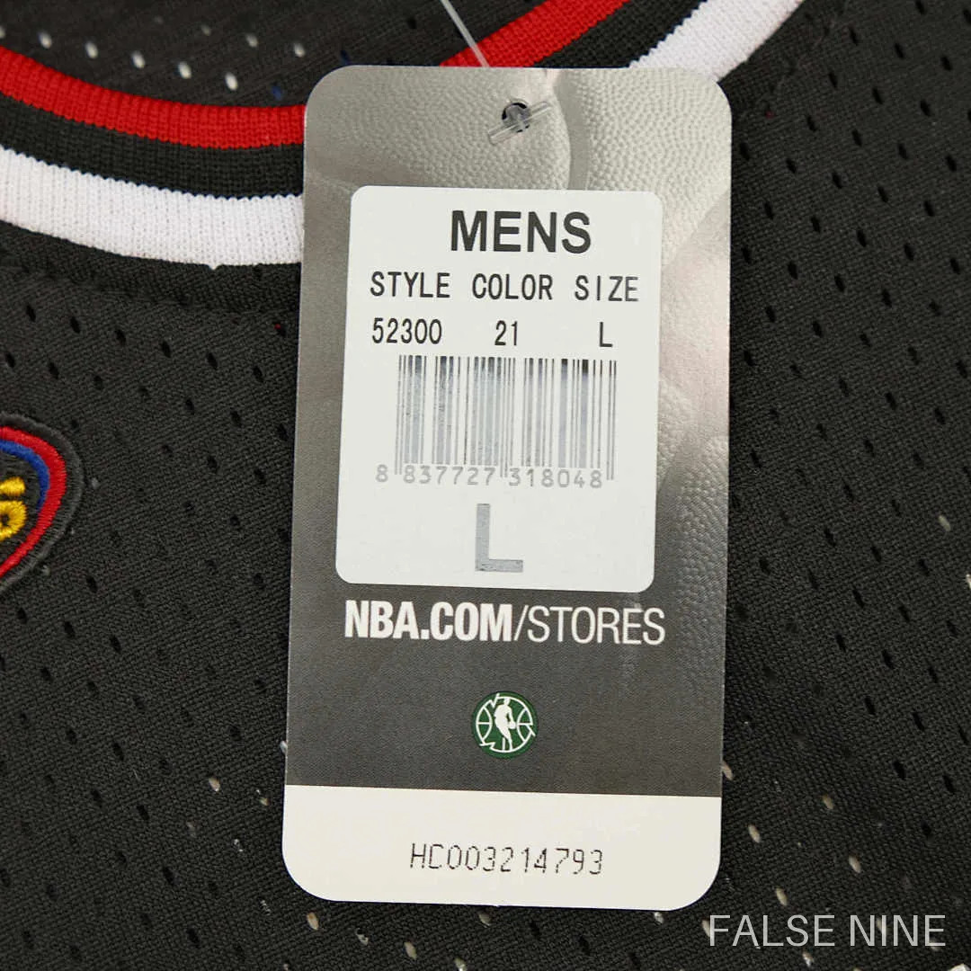Chicago Bulls 1996-97 Away Jersey (Retro), photo 9