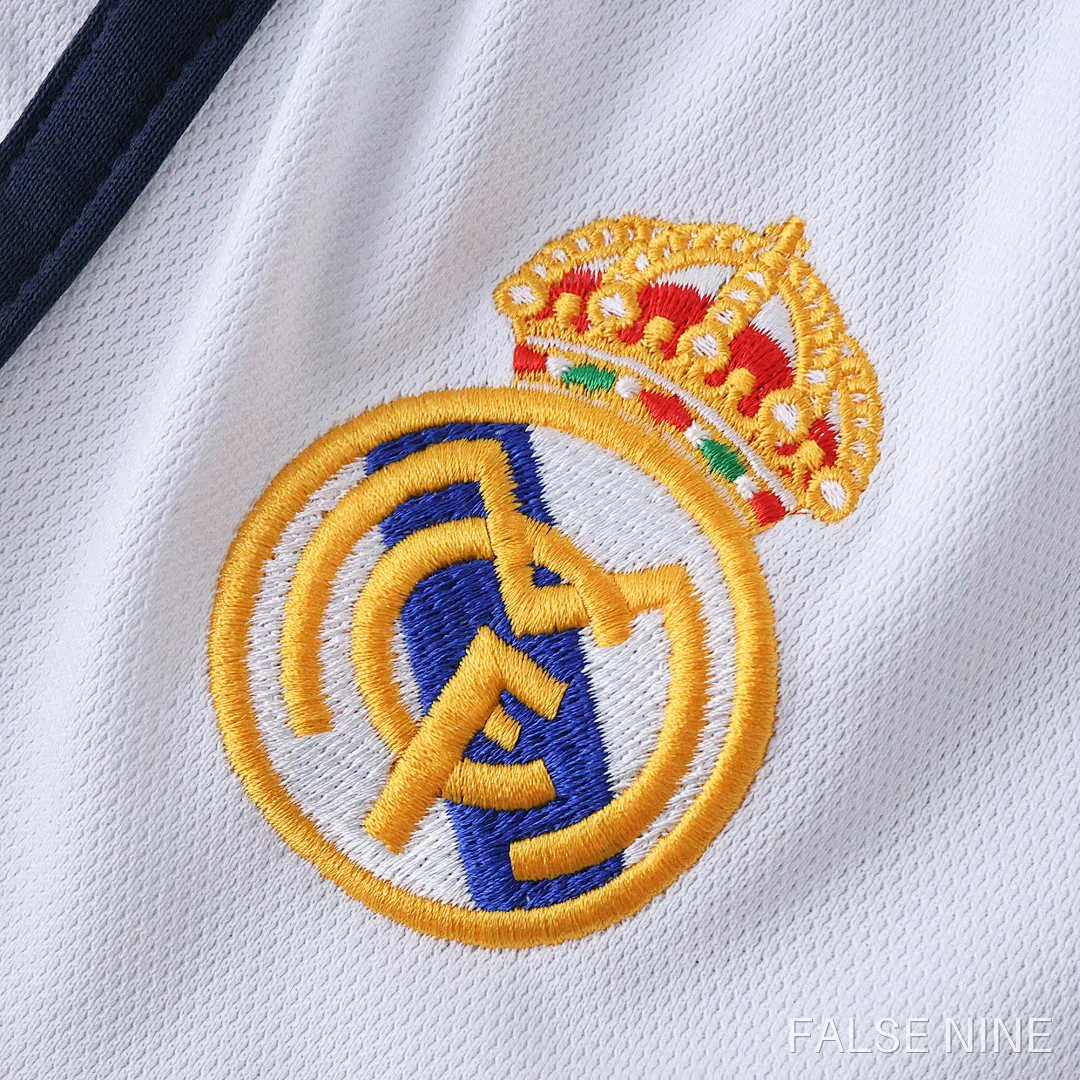 Real Madrid 2000/01 Home Kids Kit (Retro), photo 17