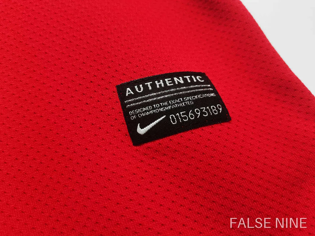 10/11 Manchester United home retro Fan version, photo 3