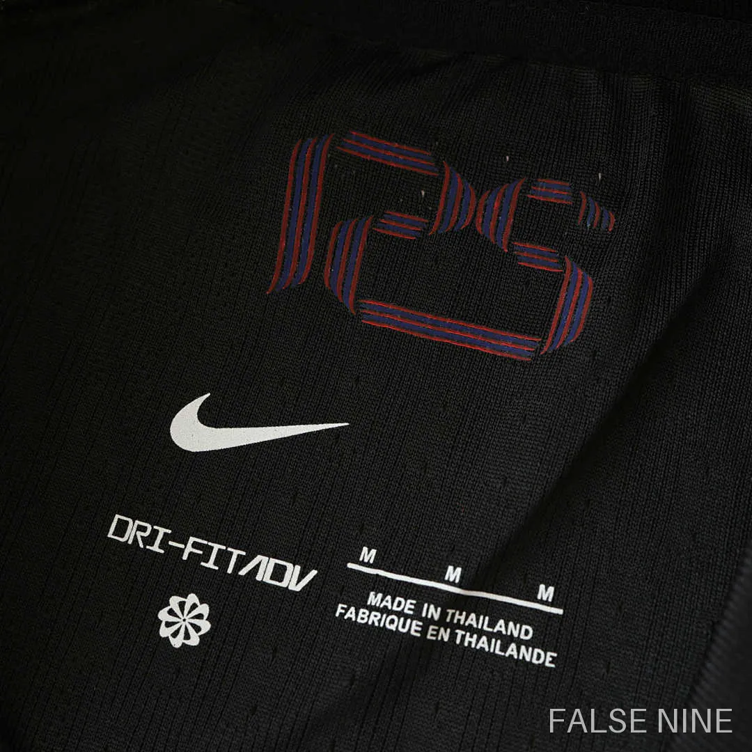FC Barcelona 24/25 Away 125th Anniversary Shirt (Player Version), photo 4