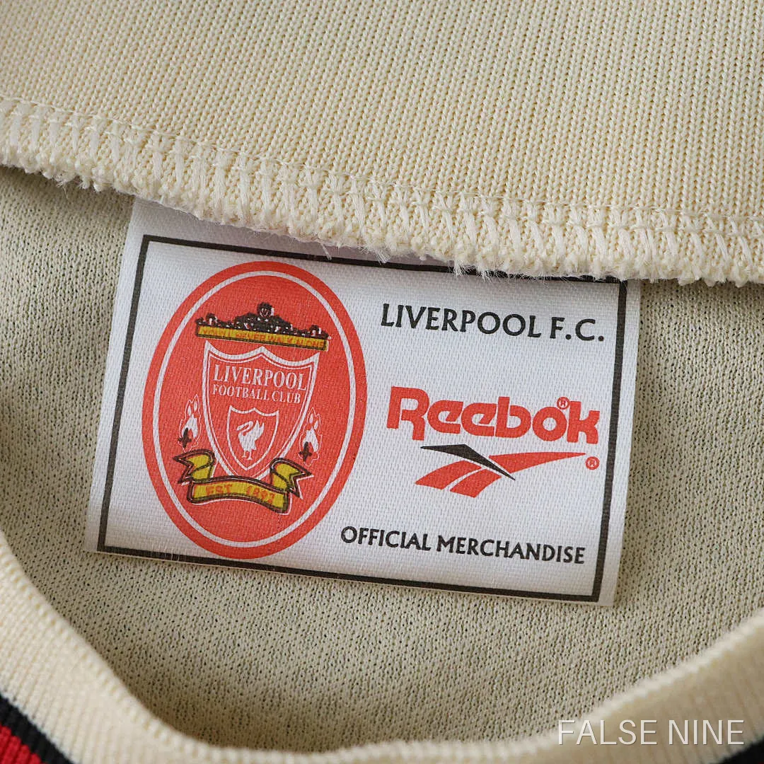 Liverpool 1996-97 Away Retro Kids Kit, photo 27