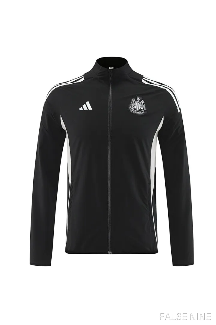 Newcastle United 25/26 Training Windbreaker, photo 4