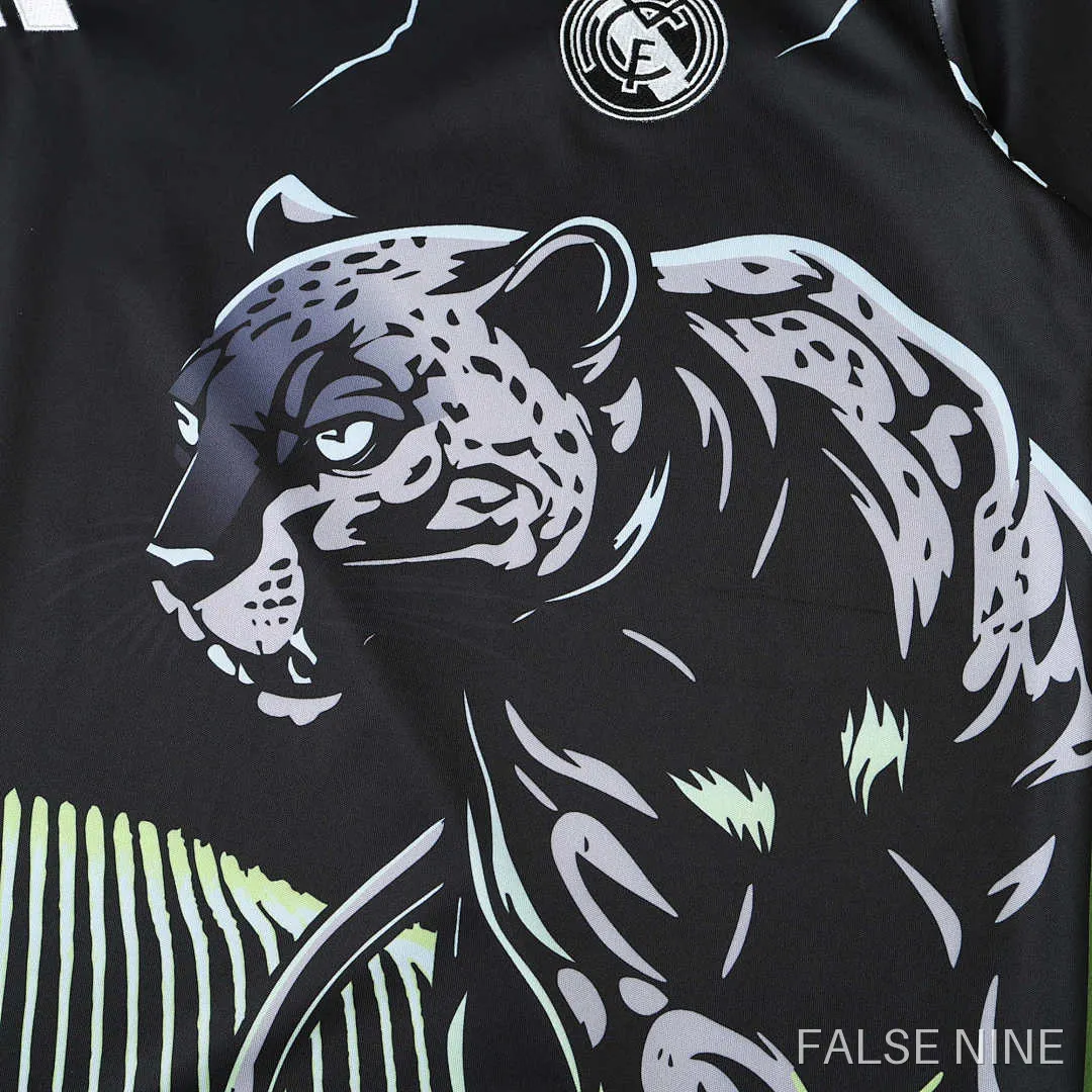 Real Madrid 24/25 Concept Shirt (Fan Version), photo 10
