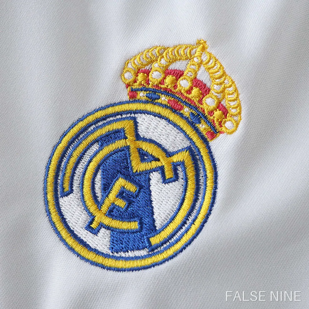 Real Madrid 17/18 Home Kids Kit (Retro), photo 15