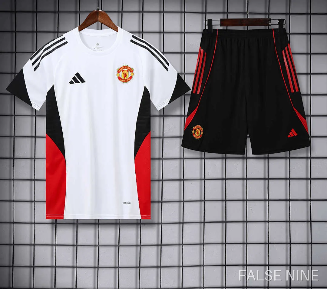Manchester United 25/26 Training Kit (Fan Version), photo 1
