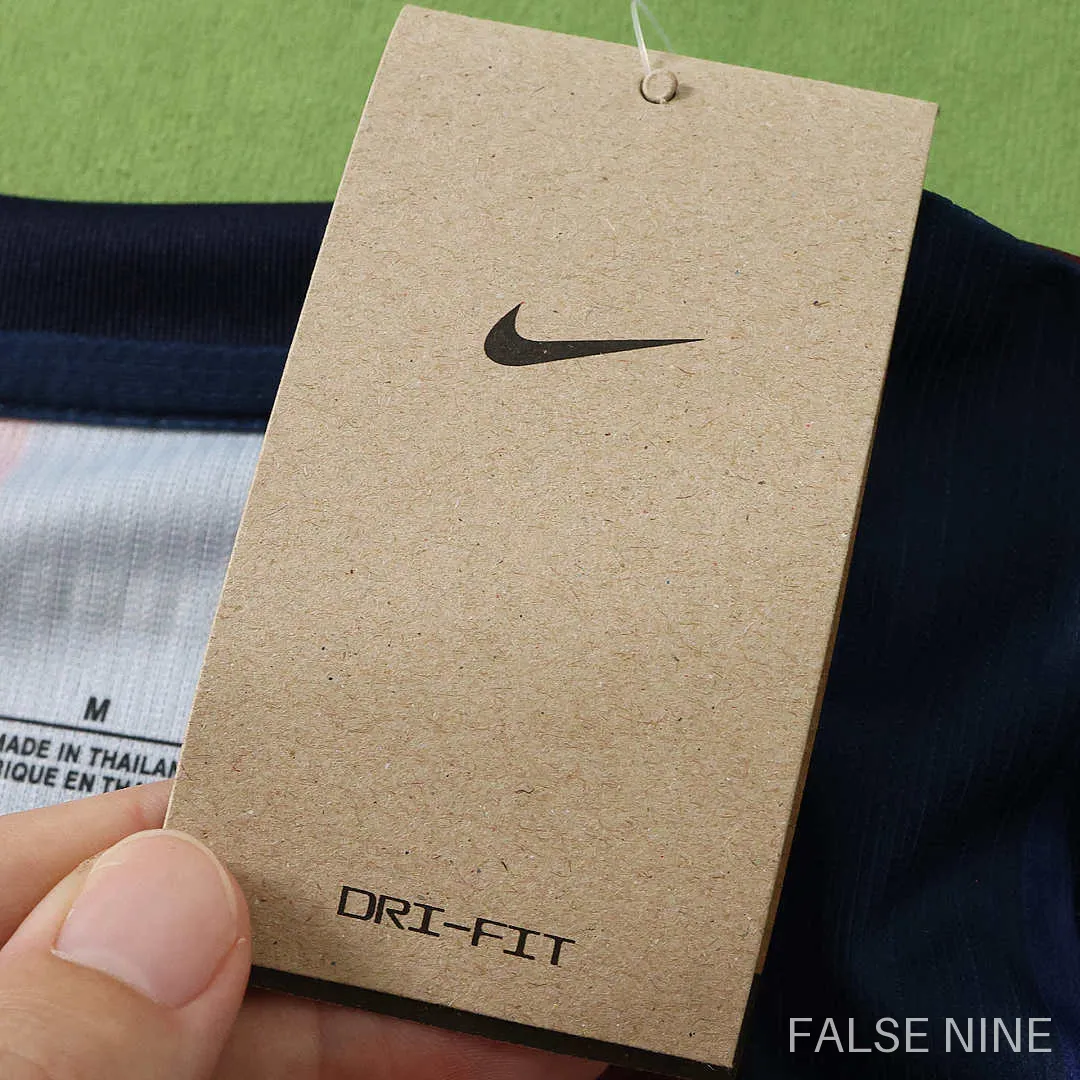 FC Barcelona 26/27 Home Cropped Jersey, photo 17