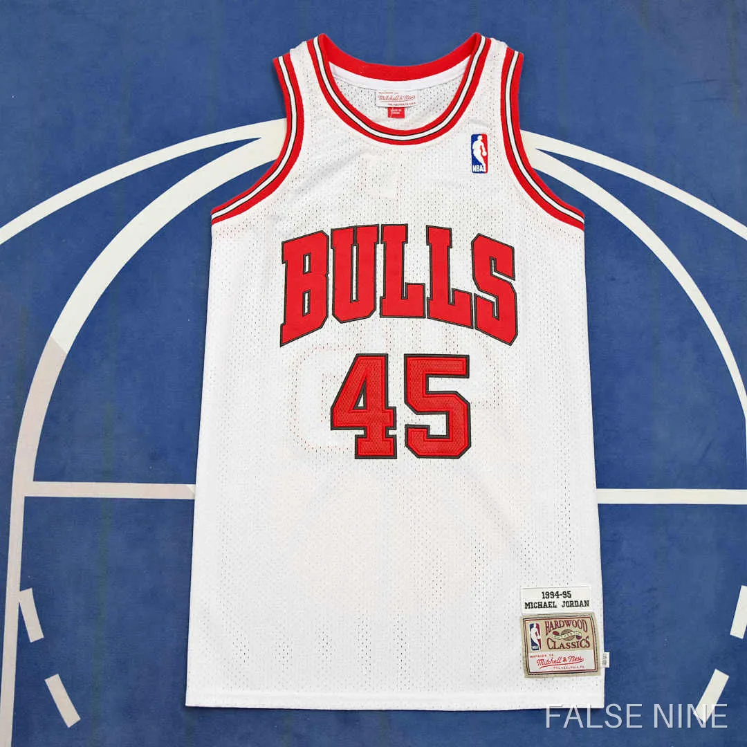 Chicago Bulls 1994-95 Home Jersey (Retro), photo 1