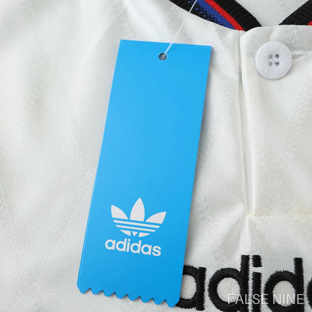 Bayern Munich 1997-98 Away Shirt (Retro Fan Version), photo 18