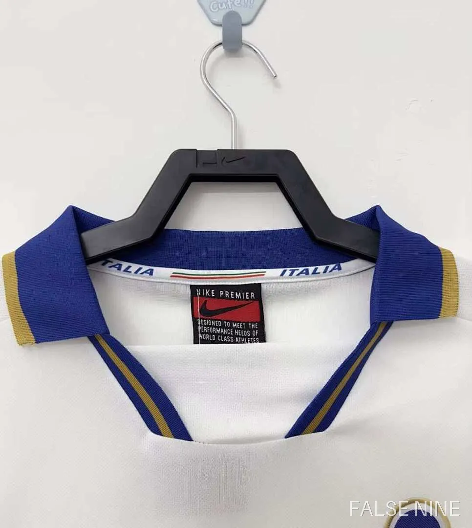 Italy 1996 Away Shirt (Retro Fan Version), photo 5