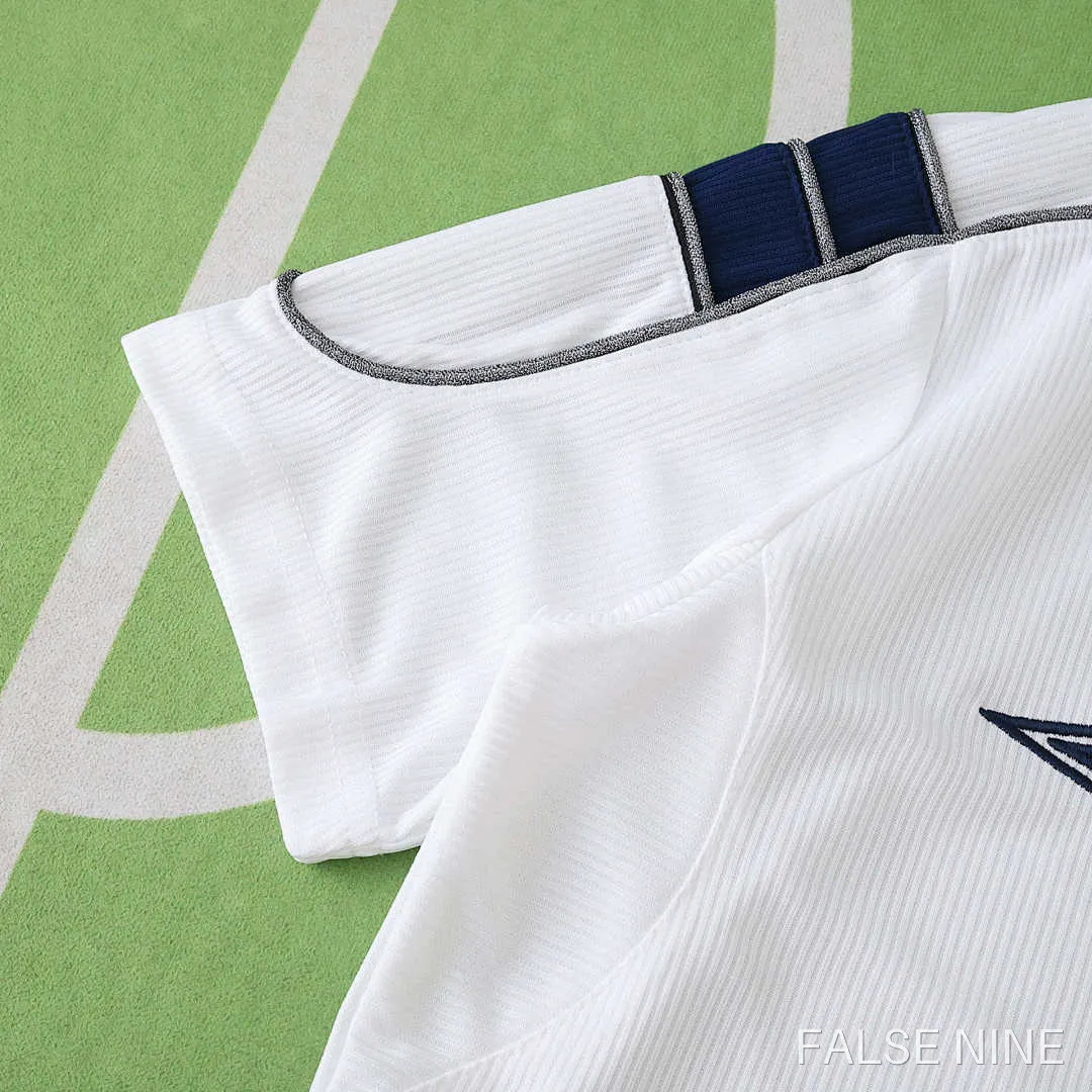 Manchester United 2000/01 Away Kids Kit (Retro), photo 23
