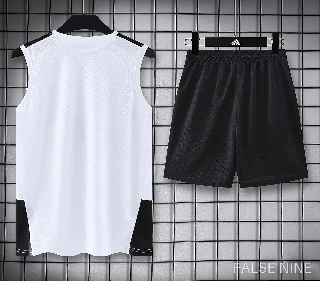 Liverpool 26/27 Training Vest and Shorts Set (Fan Version), photo 24