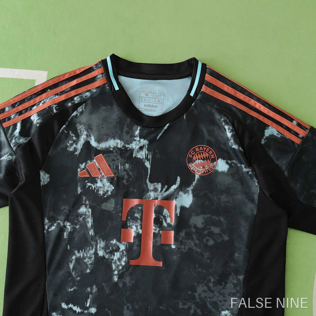 Bayern Munich 24/25 Away Shirt (Fan Version), photo 2