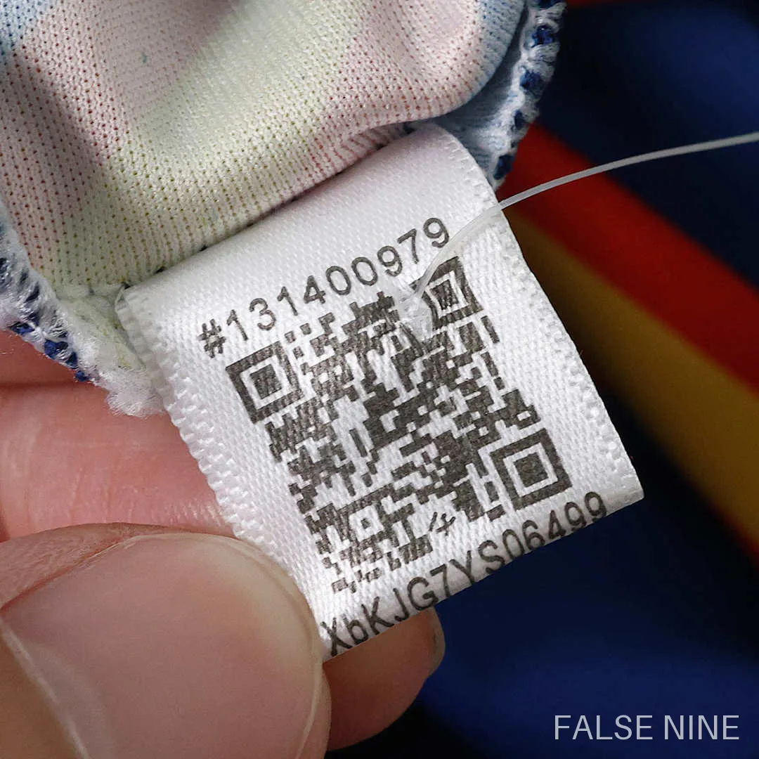 Spain 2026 Training Shirt (Fan Version), photo 18
