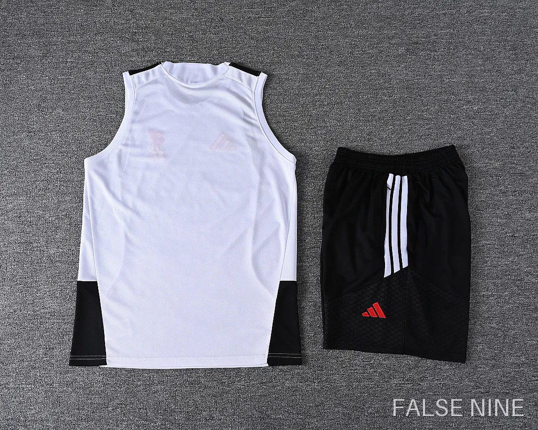 Liverpool 26/27 Training Vest and Shorts Set (Fan Version), photo 2
