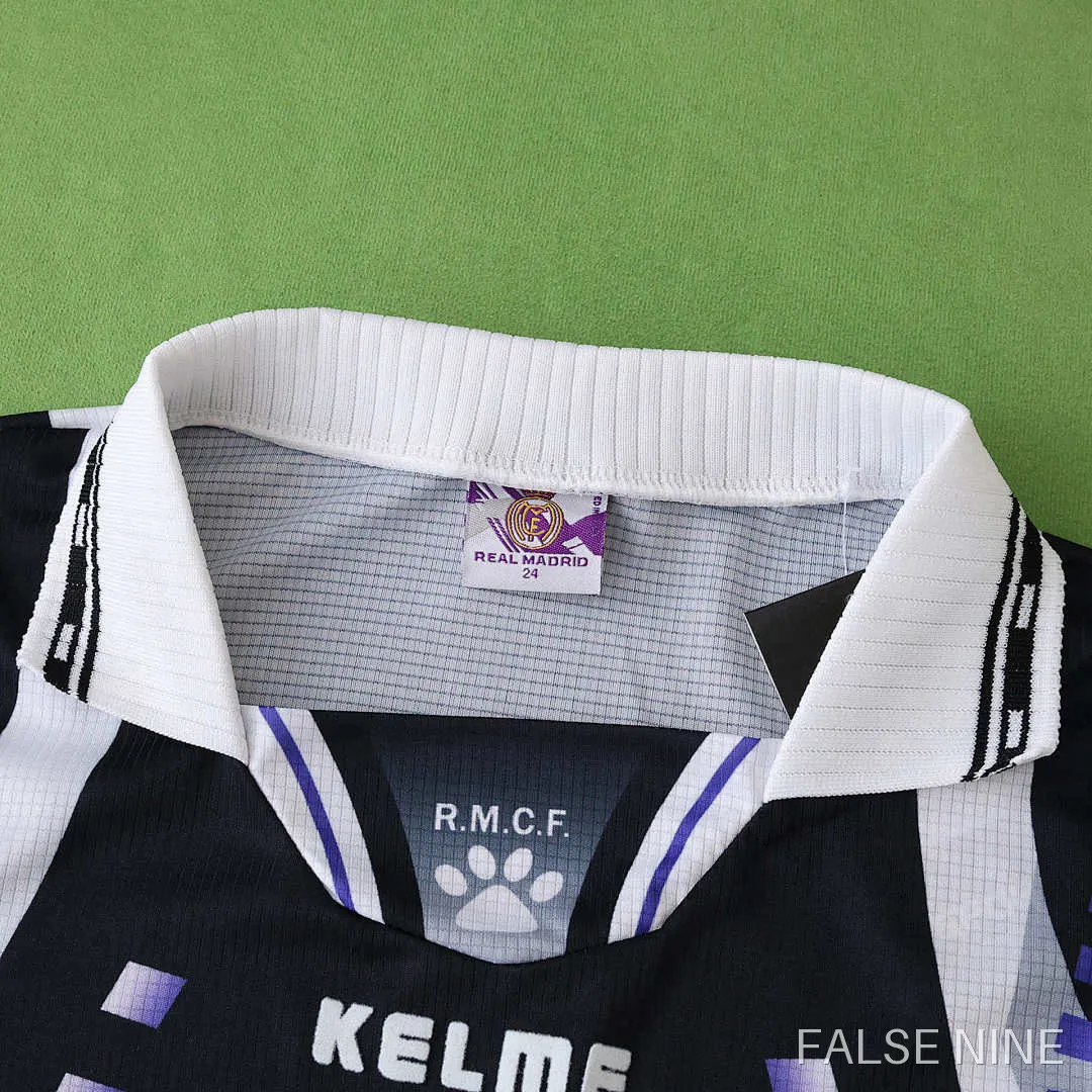 Real Madrid 1997/98 Third Kit (Kids Retro), photo 2