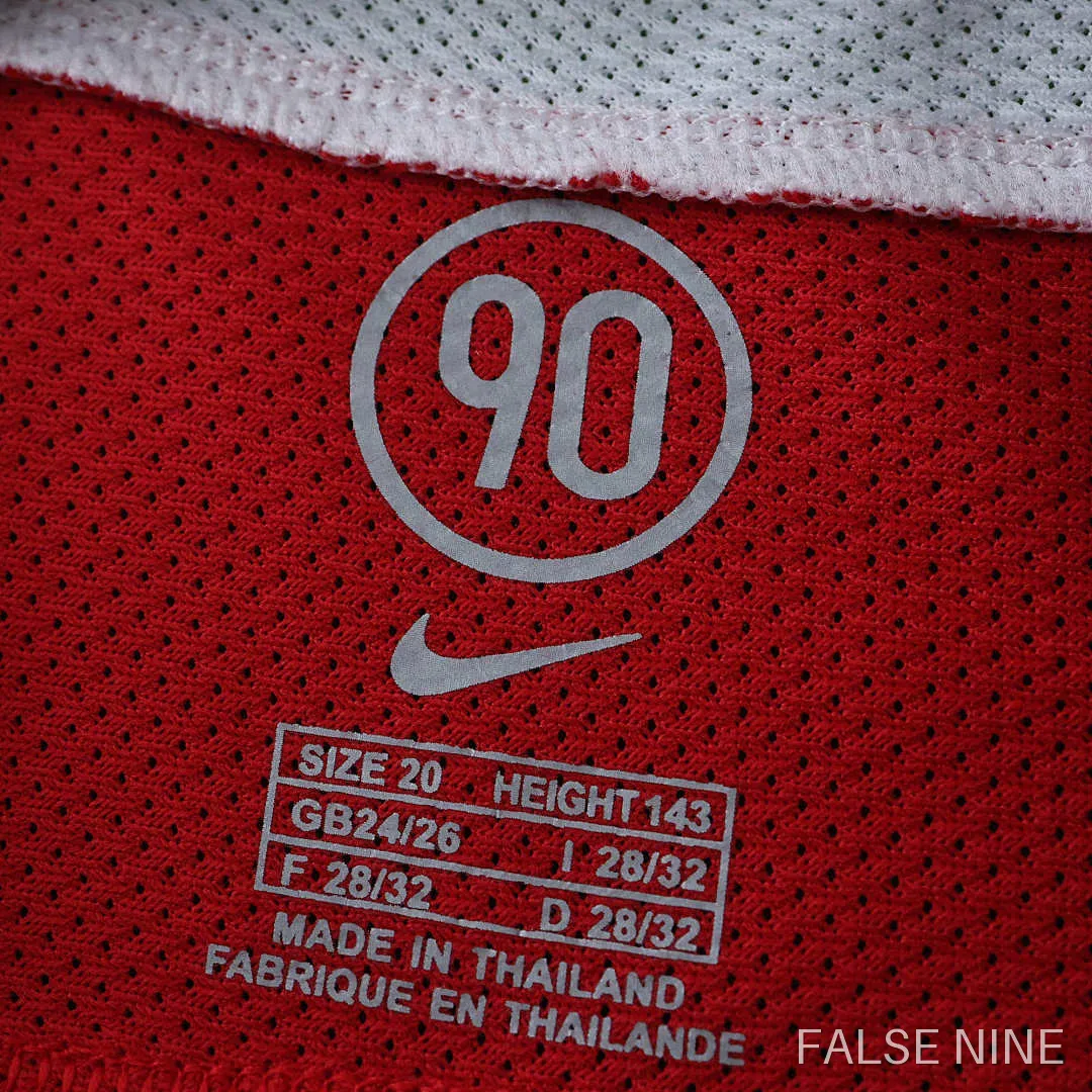 Manchester United 05/06 Home Kids Retro Kit, photo 27
