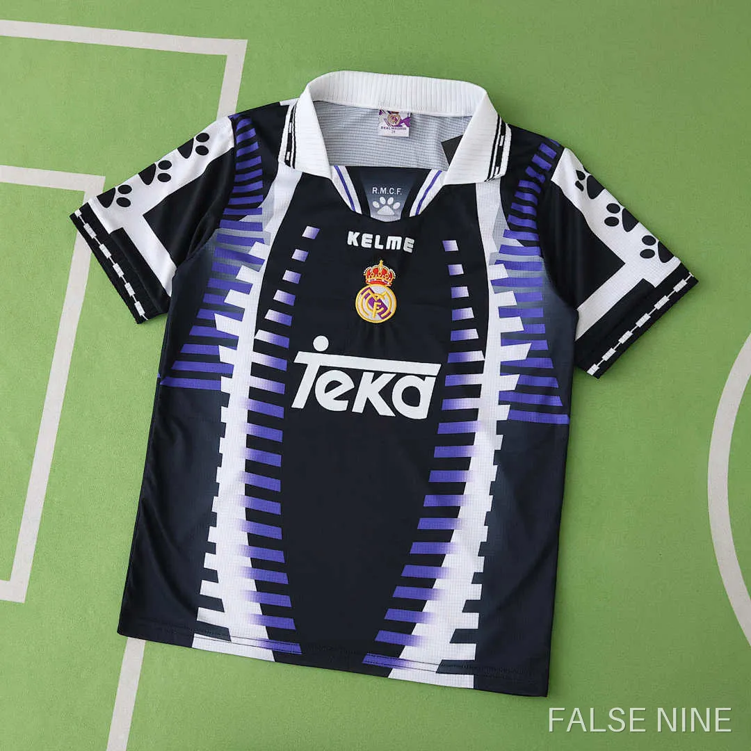 Real Madrid 1997/98 Third Kit (Kids Retro), photo 1