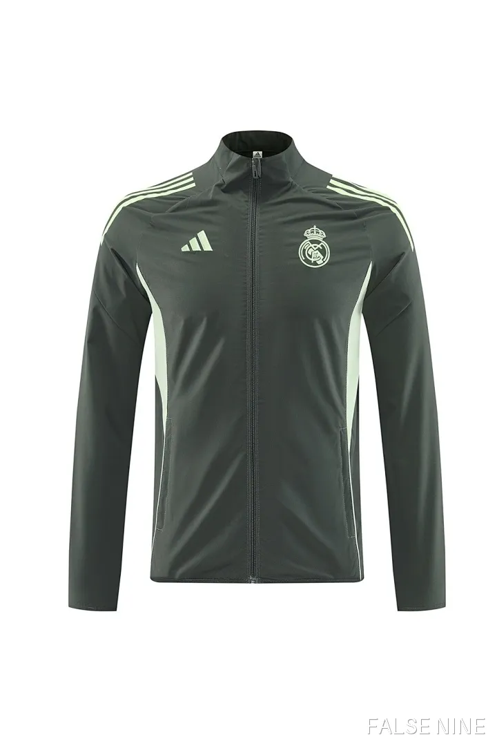 Real Madrid 25/26 Training Windbreaker, photo 1