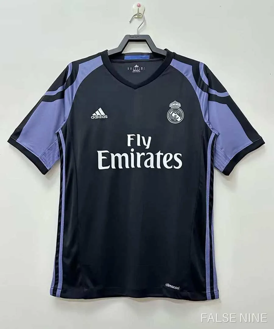 16/17 Real Madrid third retro Fan version, photo 1