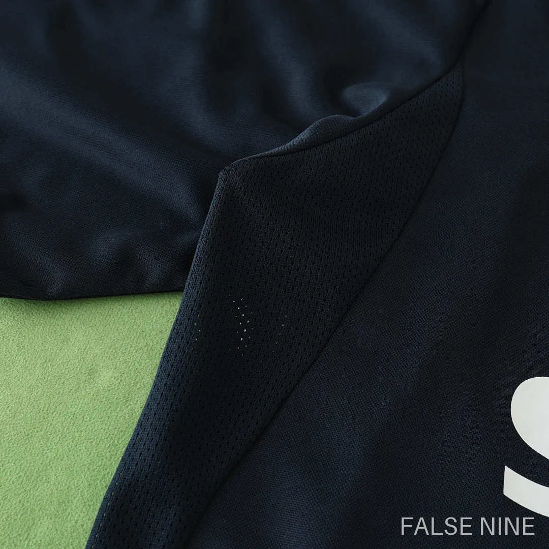 03/04 Real Madrid CF away retro Fan version, photo 12