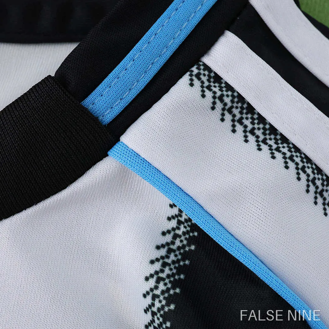 Newcastle United 25/26 Home Kids Kit, photo 4