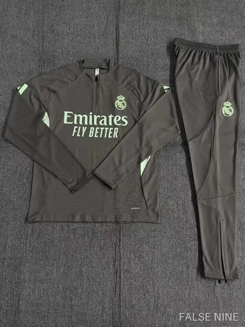 Real Madrid 25/26 Training Tracksuit Set, photo 1