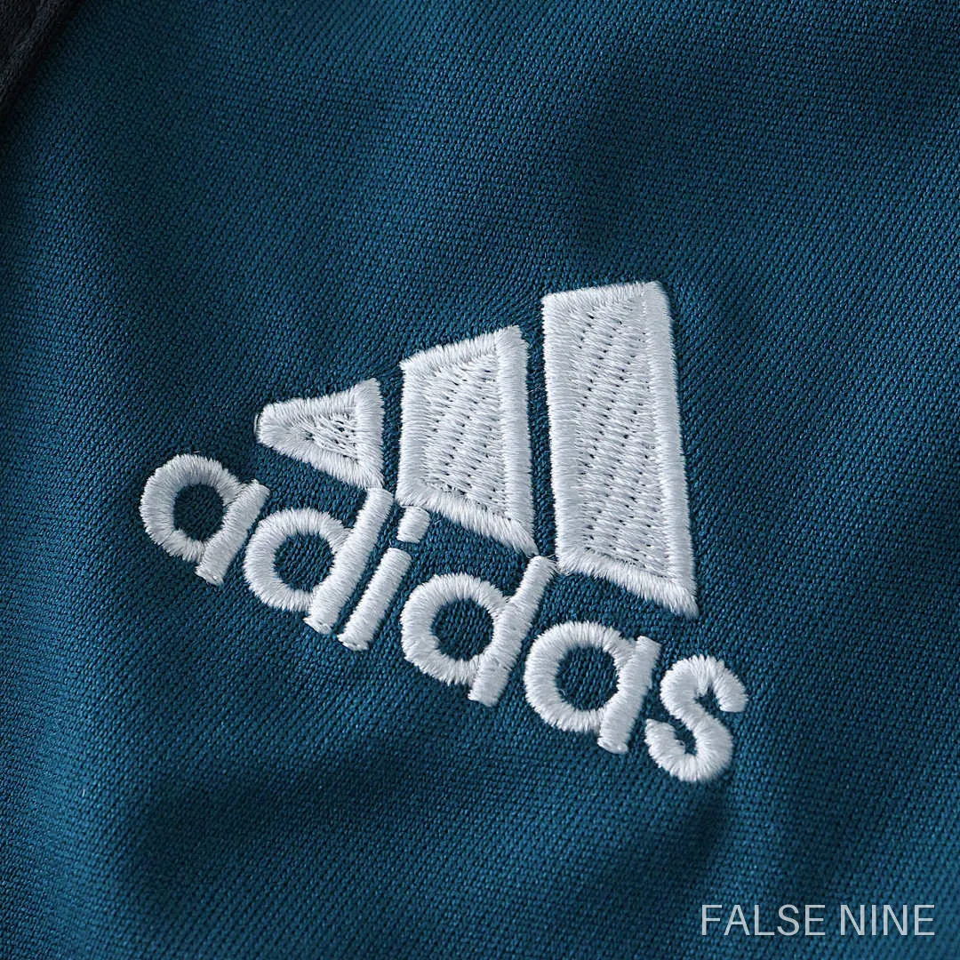 17/18 Real Madrid CF third retro Kids kit, photo 19